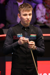 Antoni Kowalski debiutuje na MŚ w snookerze