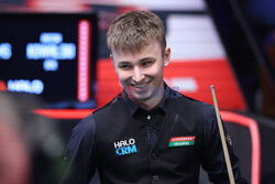 Antoni Kowalski debiutuje na MŚ w snookerze