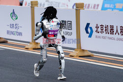 Półmaraton robotów humanoidalnych E-Town 2026 w Pekinie