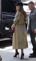 Jennifer Lopez i Kareem Rahma kręcą film „Subway Takes” w pociągu linii F