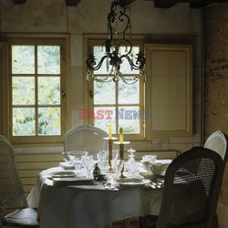 17 wieczny francuski wiejski dom z ładnymi antykami -Andreas Von Einsiedel