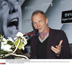 Sting przed koncertem w Seulu