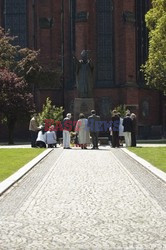 Pomnik Papieża Jana Pawła II w Legnicy