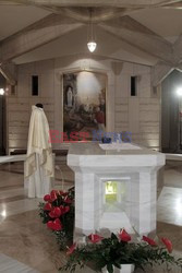 Relikwie Jana Pawla II przeniesiono do Kosciola Centrum JP II