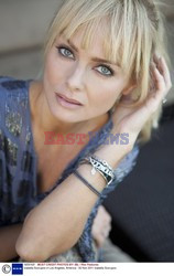 Izabella Scorupco pozuje w Los Angeles