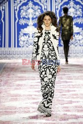 Naeem Khan LB