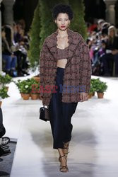 Oscar de  La Renta LB