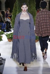 Oscar de  La Renta LB