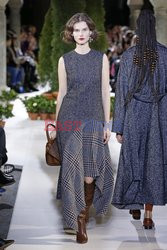 Oscar de  La Renta LB