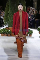 Oscar de  La Renta LB