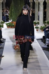 Oscar de  La Renta LB