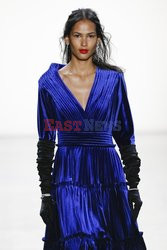 Tadashi Shoji