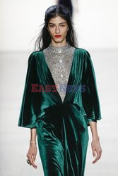 Tadashi Shoji