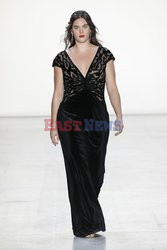 Tadashi Shoji