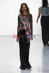 Tadashi Shoji