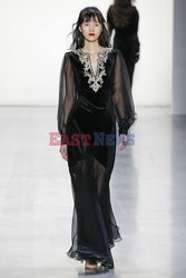 Tadashi Shoji