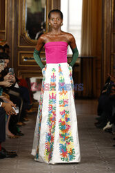 Imane Ayissi  LB HC